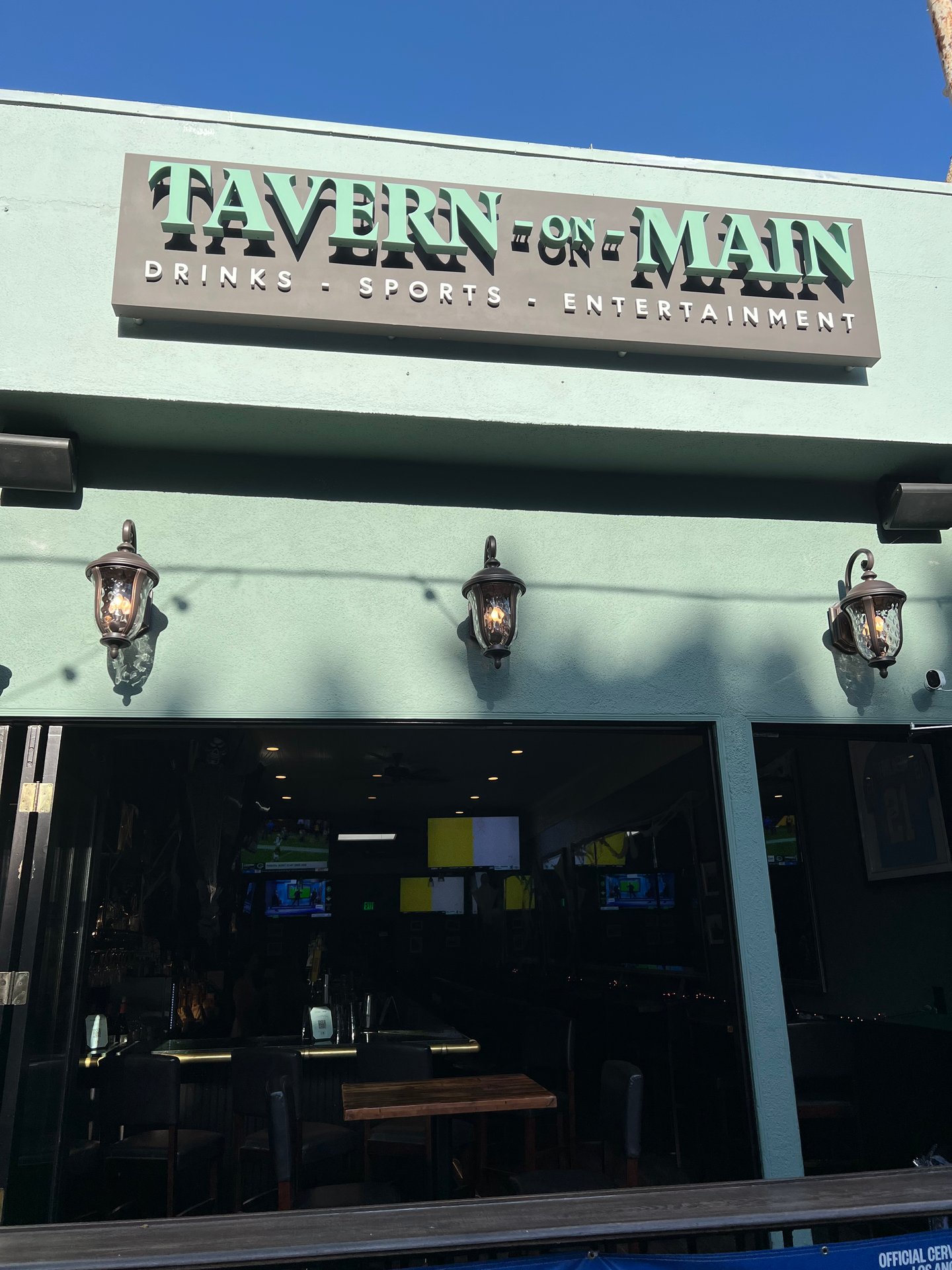 NFL Football Game Days at Tavern on Main