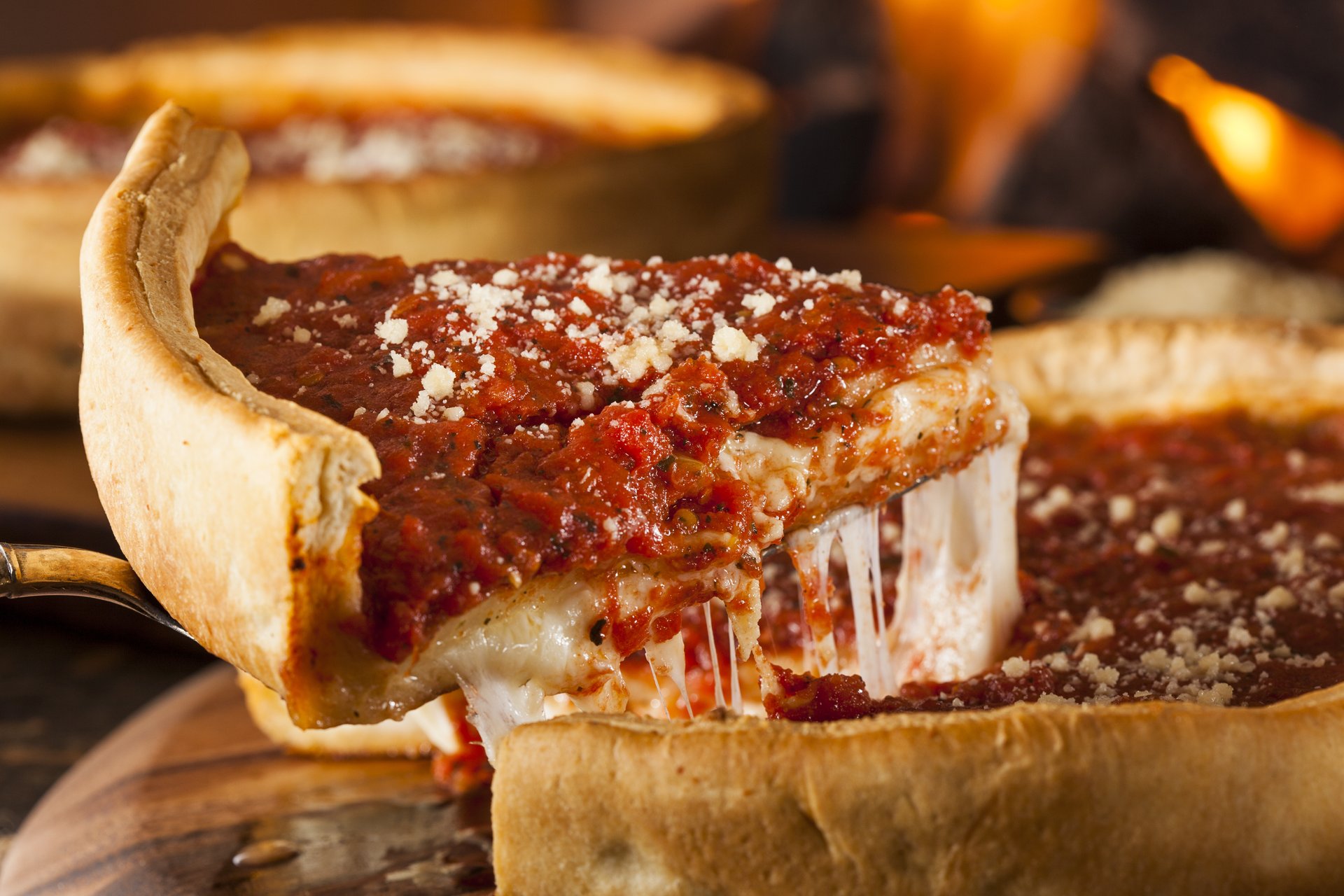 Chicago Style Deep Dish Pans