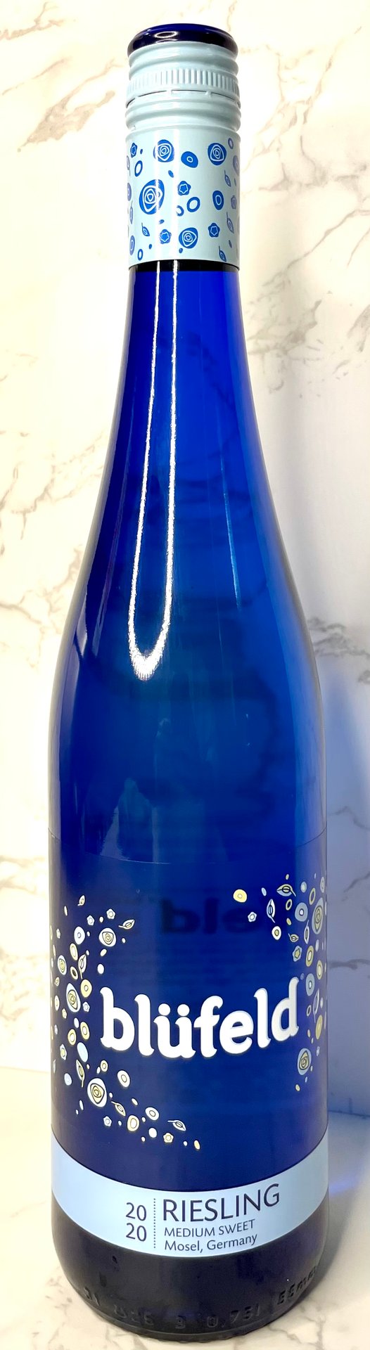 Blufeld Reisling, Germany Res American Bistro American