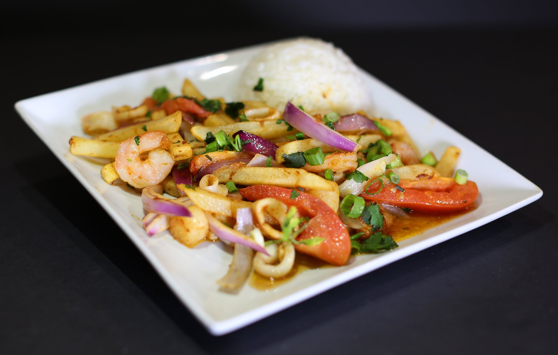 Saltado de Mariscos - Menu - El Pollo Inka