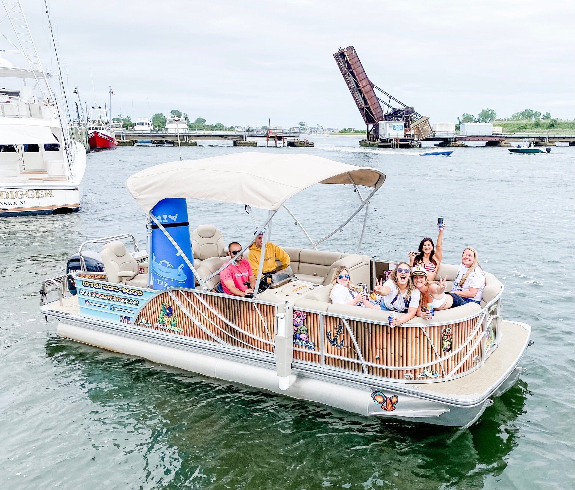 Lake Travis Pontoon Boat Rental