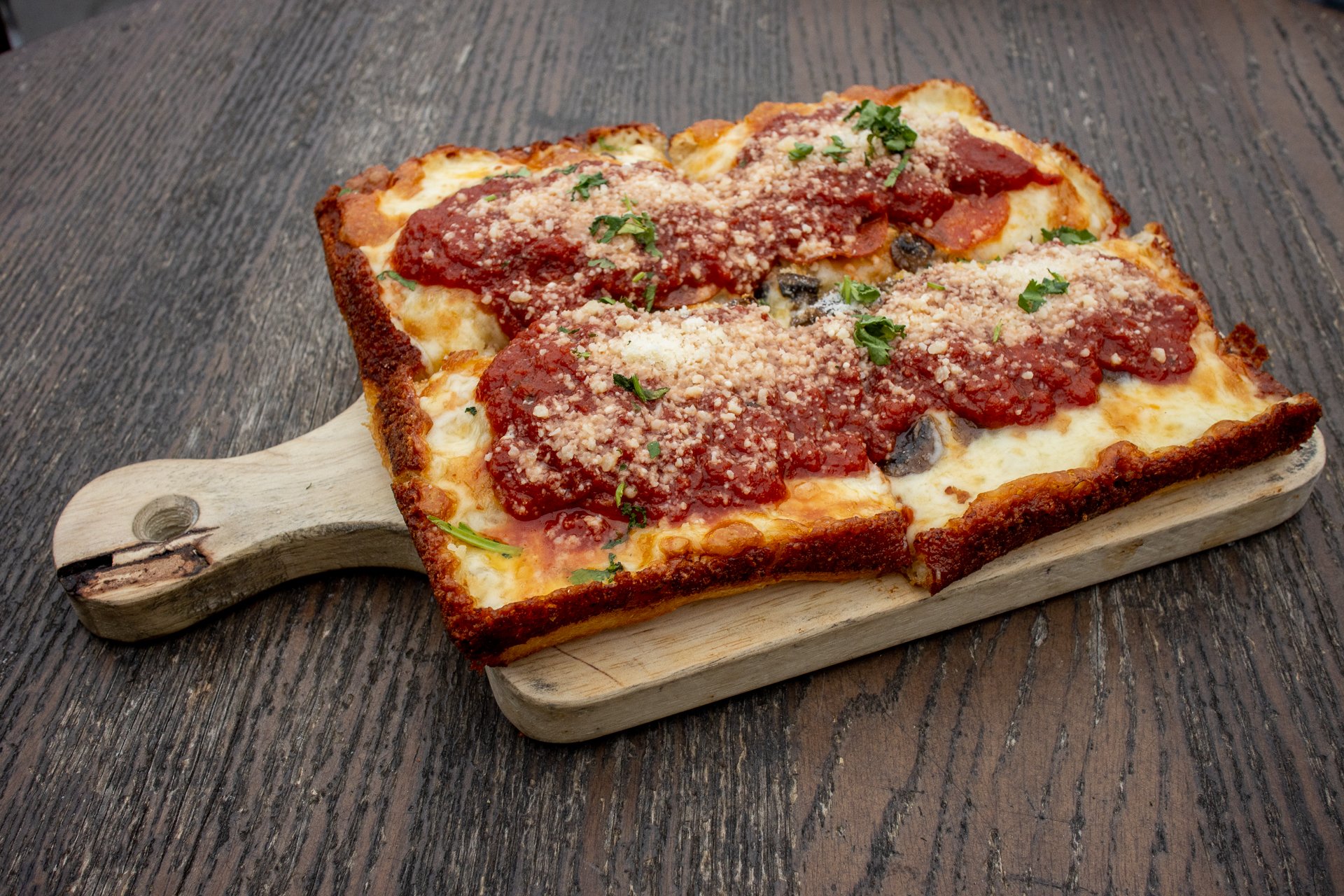 What Makes Detroit-Style Pizza Great? It's All About the Pan