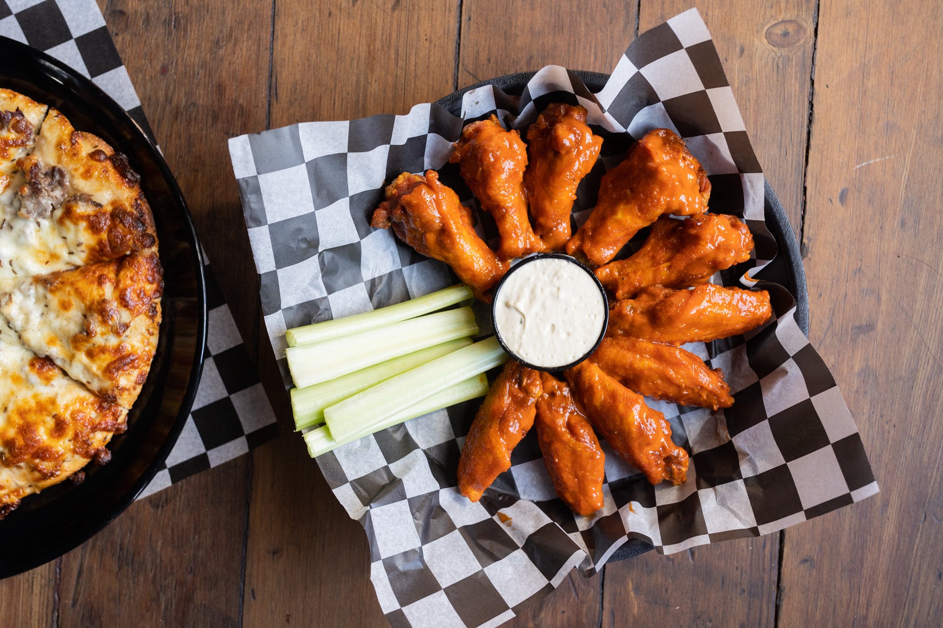 Chicken Wings - Food - Bar-Bill Tavern - Tavern in NY