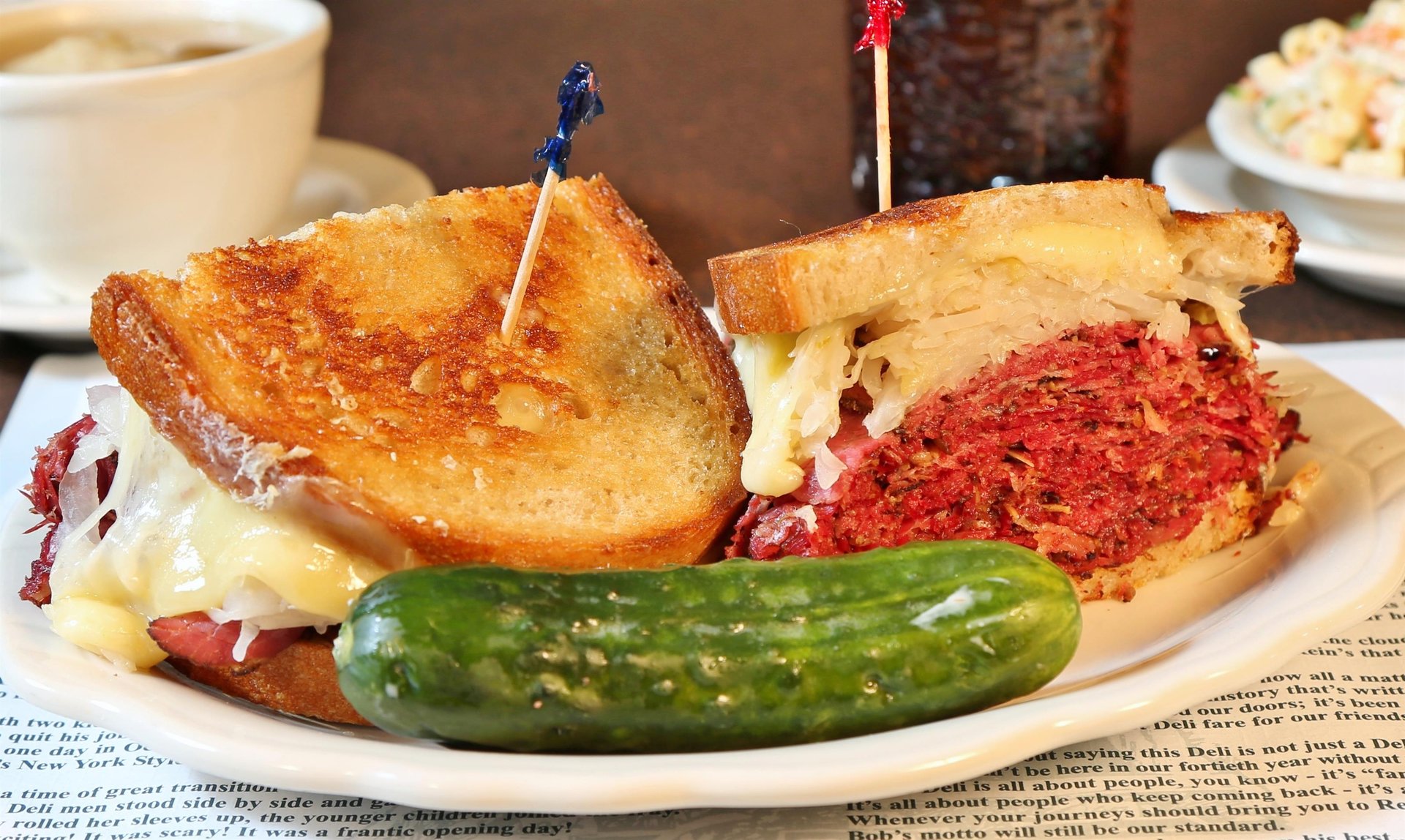 Q's Sandwich Shop, image size:1920x1148