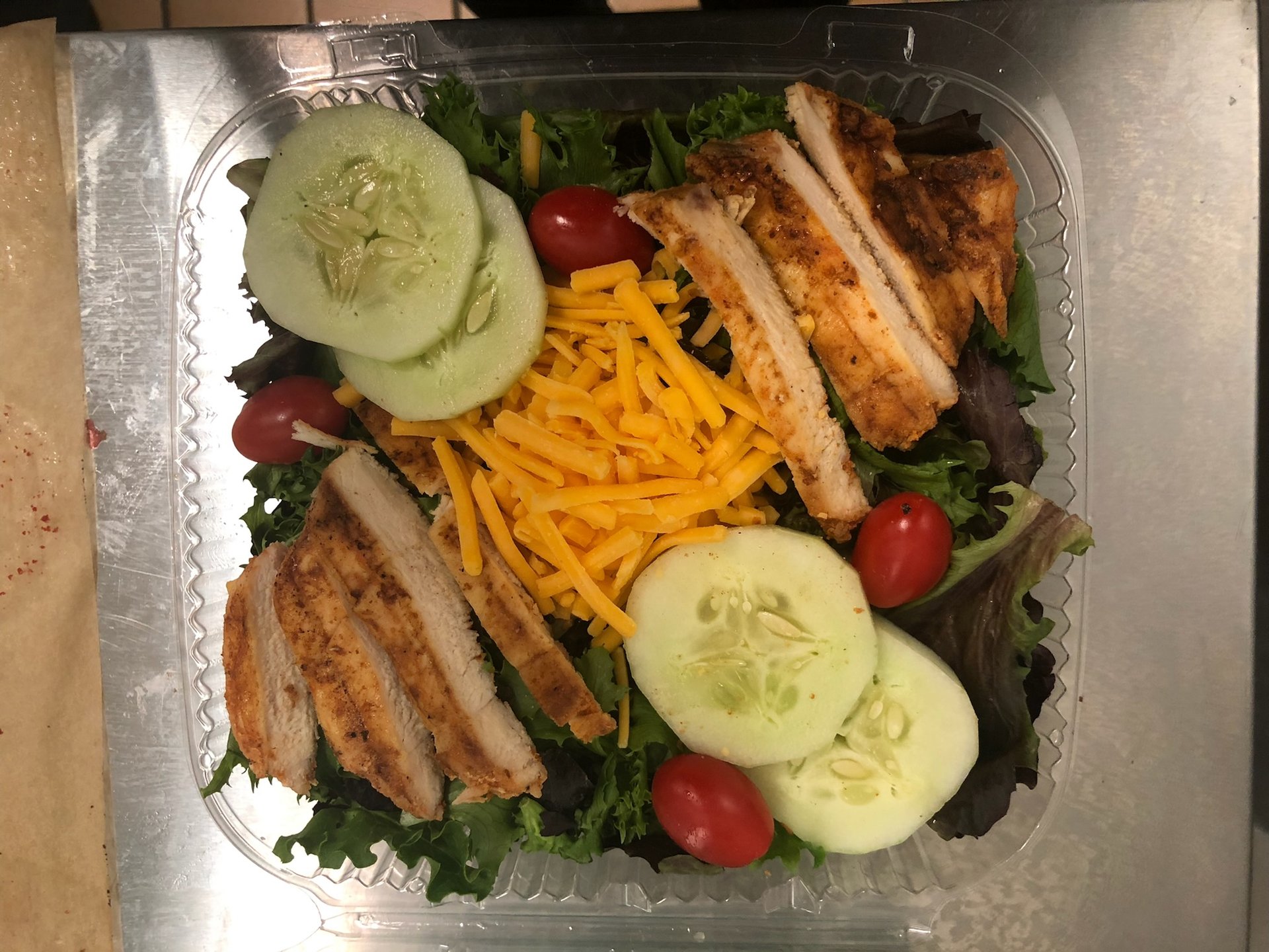 Grilled Chicken Salad, image size:1920x1440