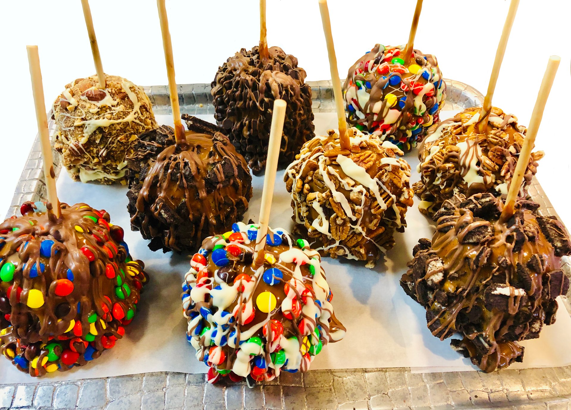 Gourmet Chocolate & Caramel Apples - TV's Deli: Trenton, MI