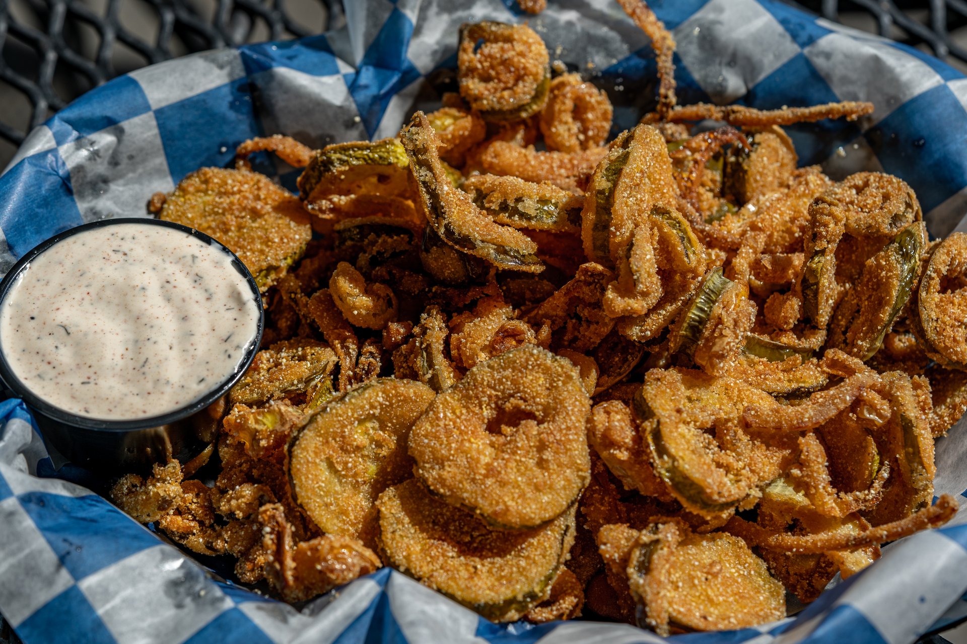 Order Online - Campus Pub: Bar & Grill in Lexington, KY
