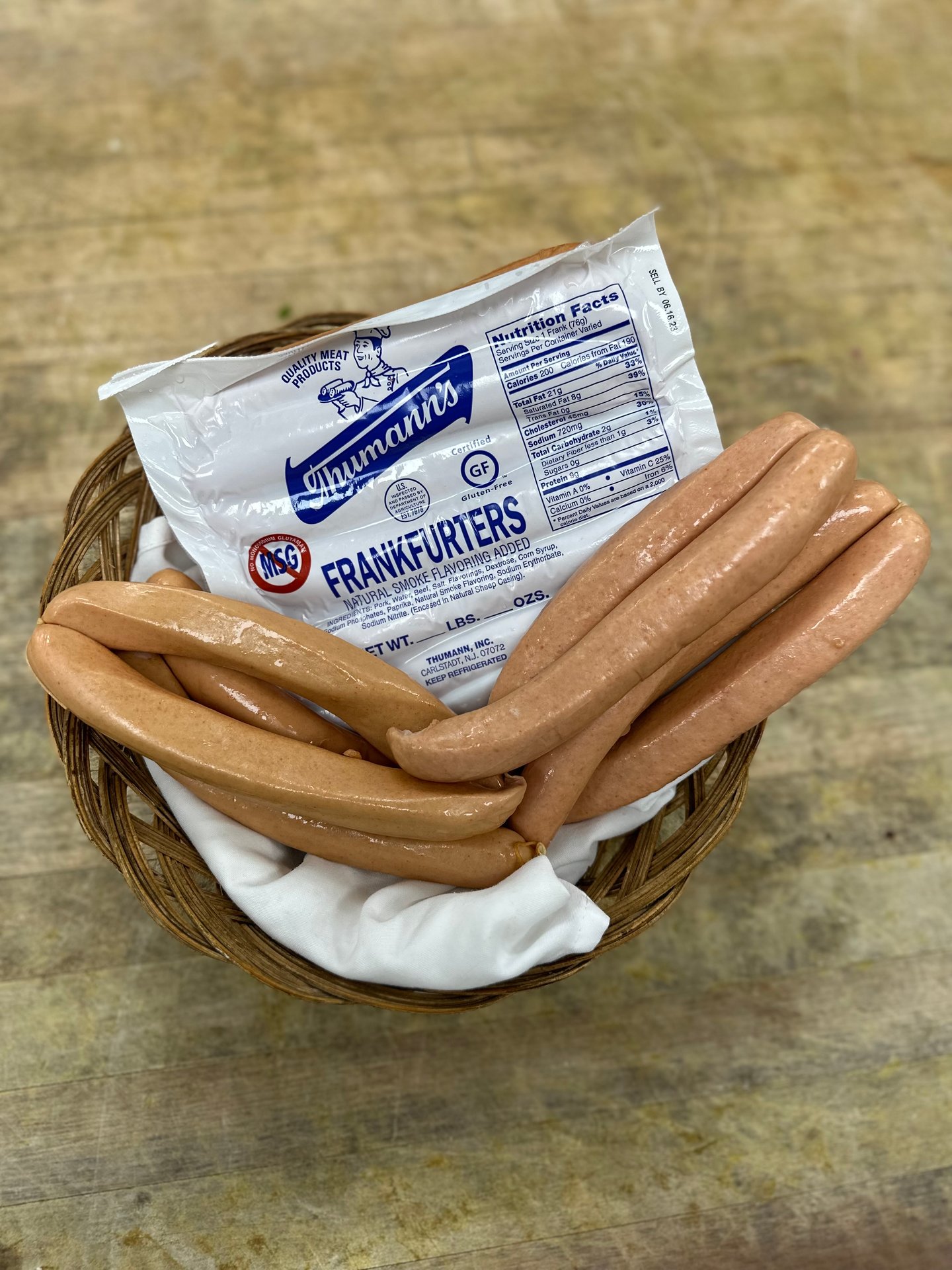 Thumann's Brand Natural Casing Wieners - K & K Portage Market