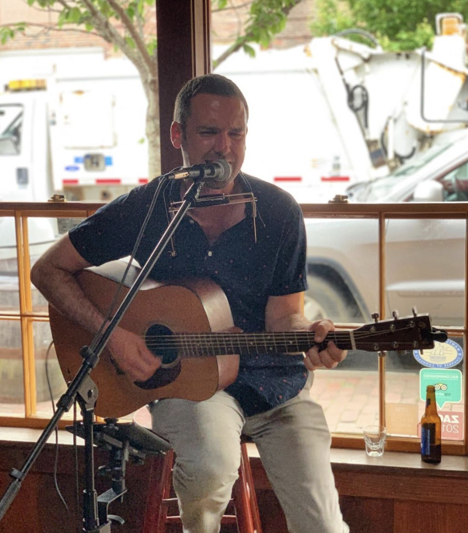 LIVE MUSIC with Sean Lee - The Rose & Crown - Nantucket, MA