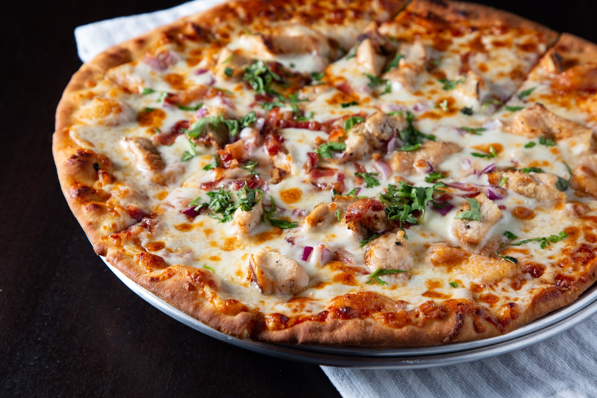 bbq chicken pizza - Gaels Public House & Sports - Bar