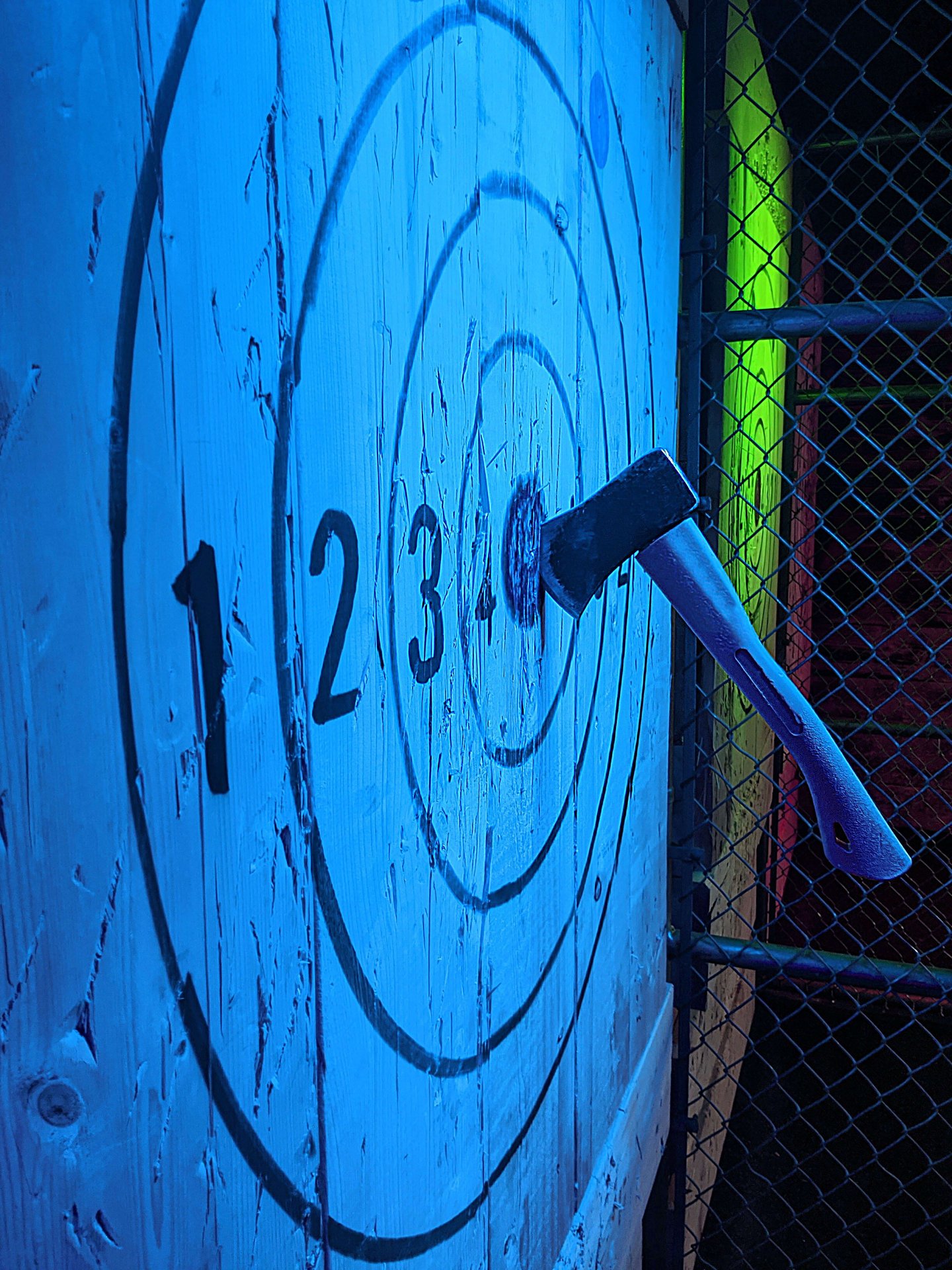 HQ Fun Bunker  Bowling, Axe Throwing, Food & Family Entertainment