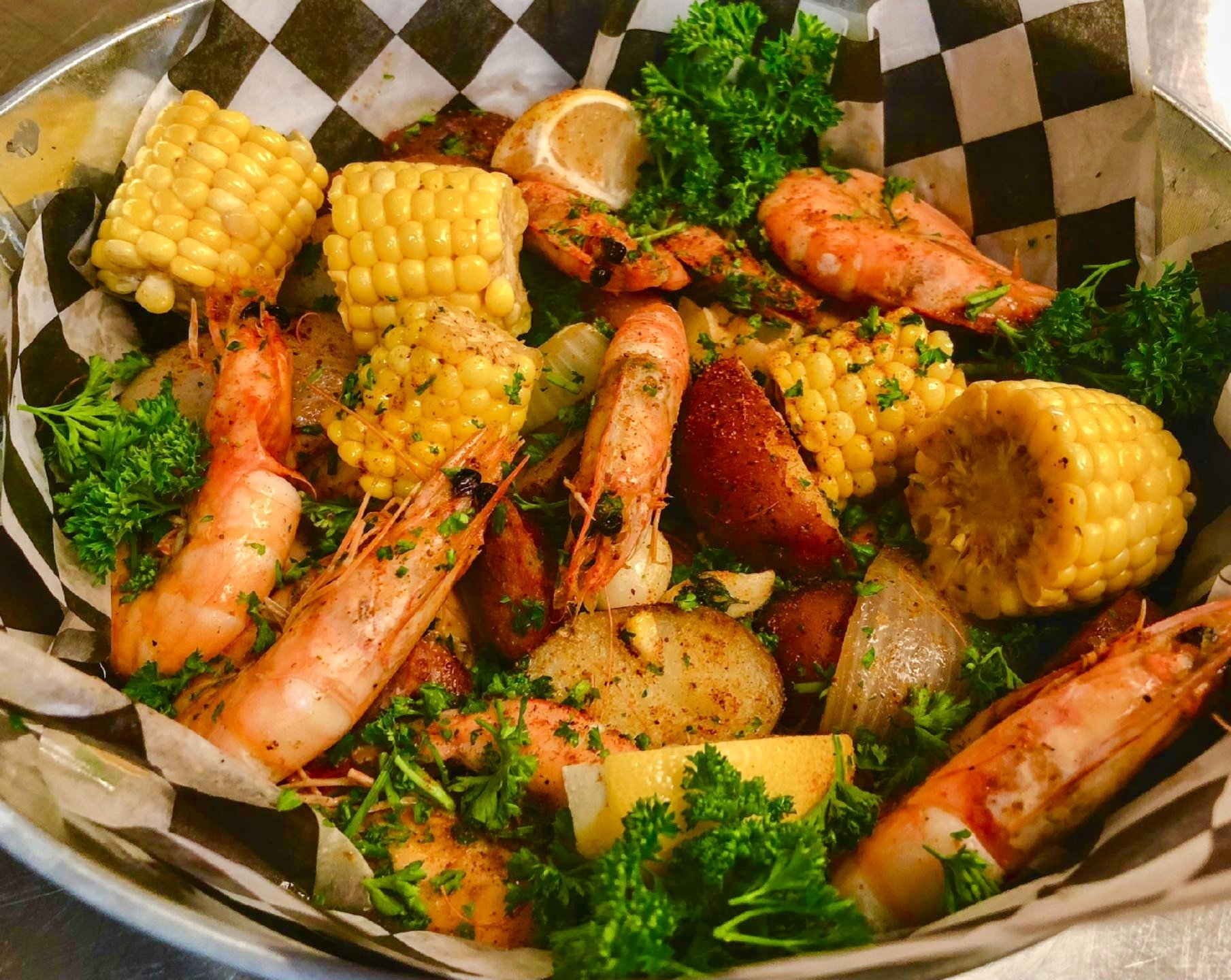 Cajun Seafood Boil - Foxy Folksy