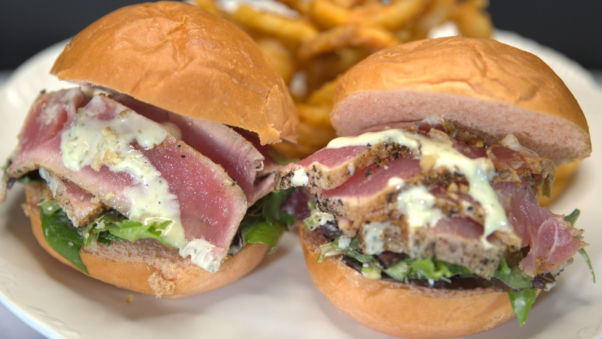 Seared Ahi Sliders Da Nani Pirates