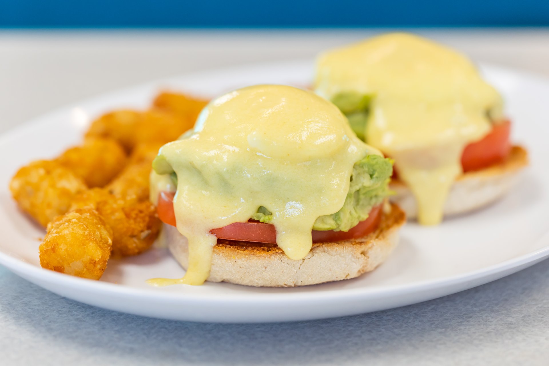 California-Style Eggs Benedict Recipe - Food Fanatic