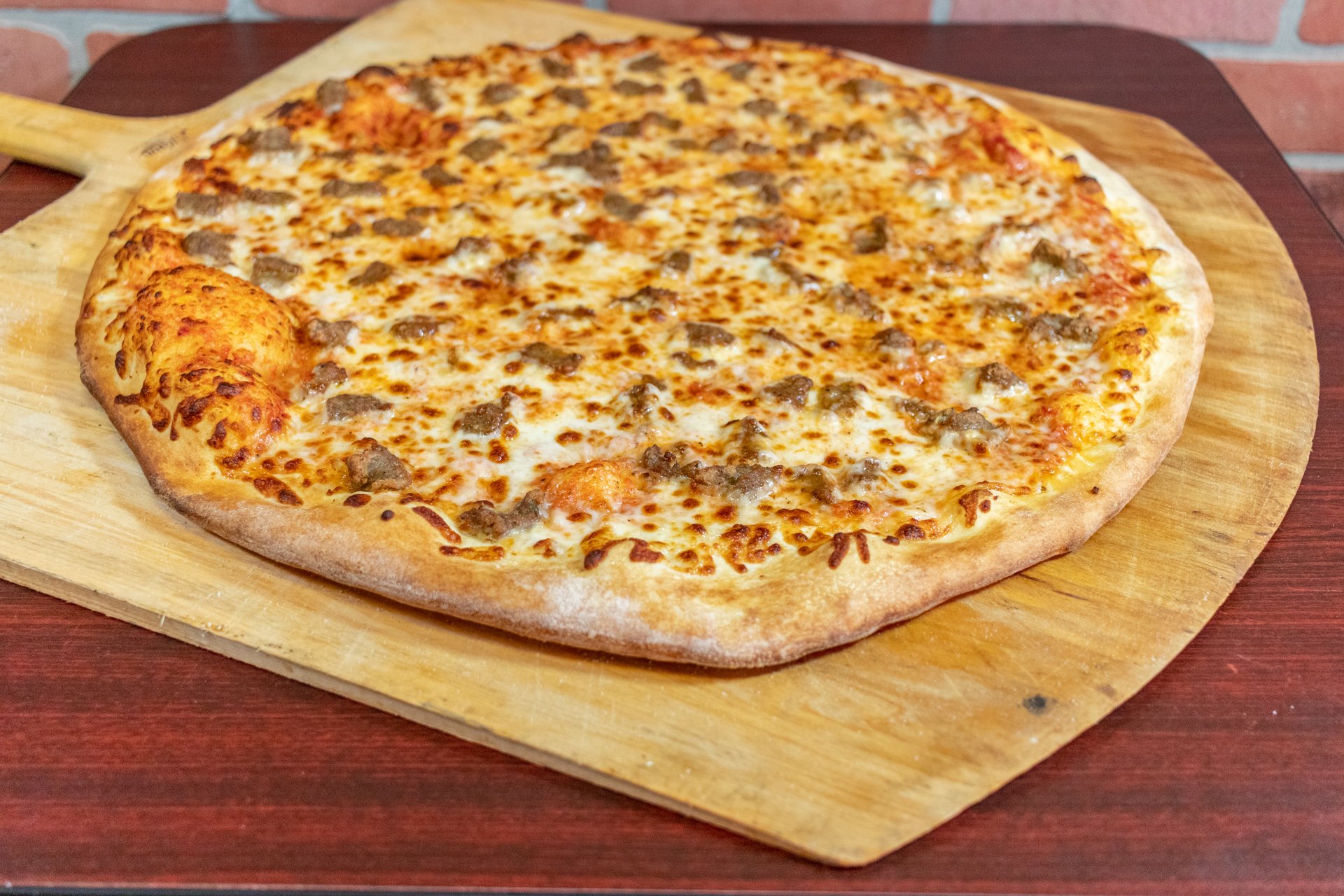 Sausage Pizza Delivery Near Me - Best Sausage Pizza Ingredients