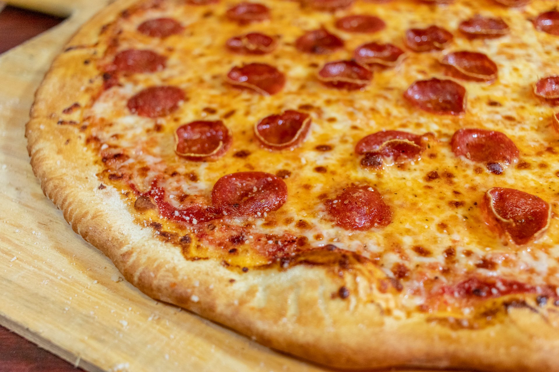 PieZoni's Pizza on X: Who loves pepperoni pizza? I do. Is it true