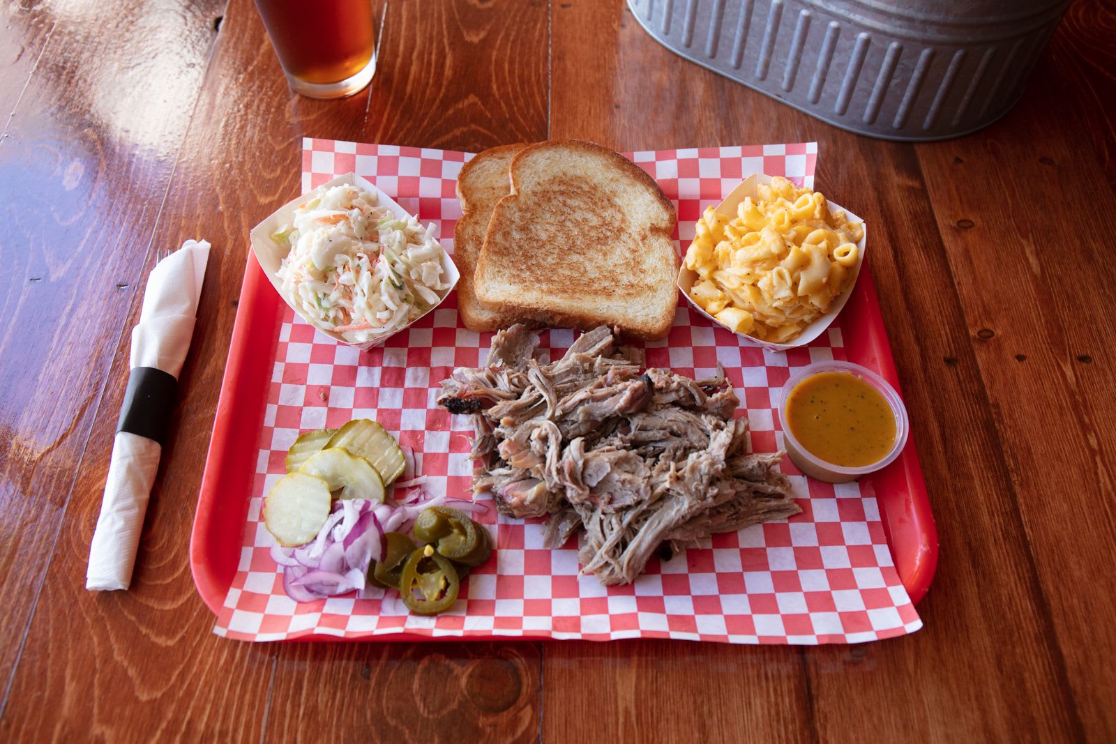 Restaurants that serve pulled pork near me sales