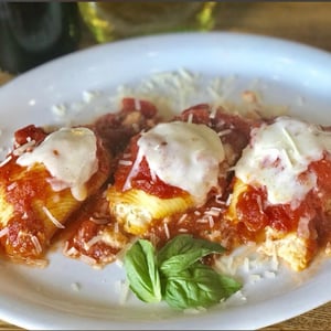 🍝 Sunday Vibes Dive into Spaghetti Polpette Grande Pesto Italian