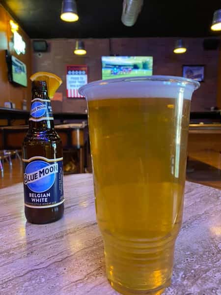 Fans Sports Bar and Grill