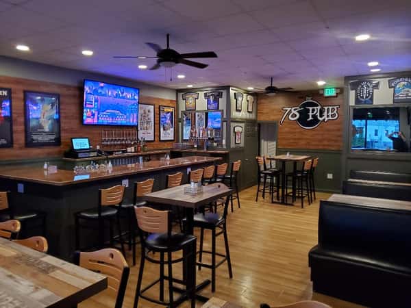 The 78 Pub This Guy s Pizza Pizza Restaurant In Johnston RI