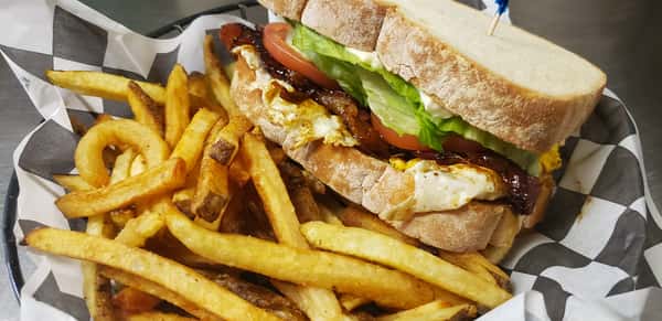 Sriracha BLT
