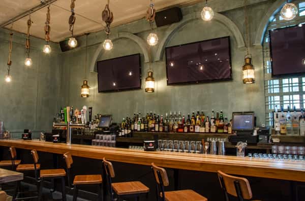 bar