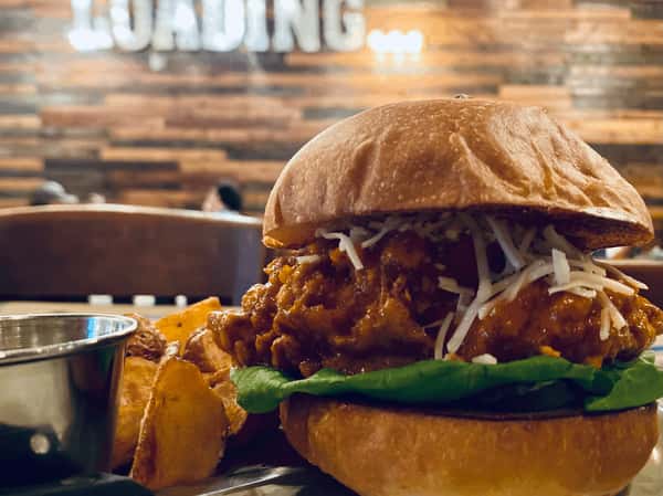 BIG OLE' CHICKEN SANDWICH
