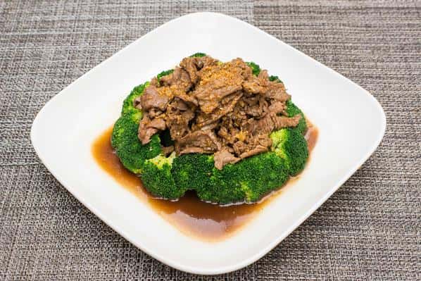 L8. Stir-Fried Garlic