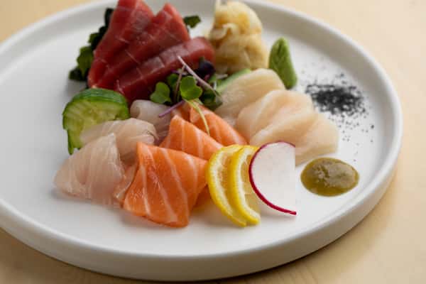 Assorted Sashimi_001