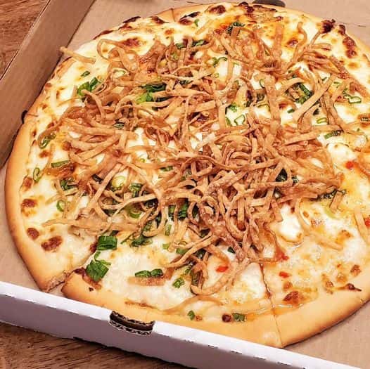 Small Crab Rangoon Pizza