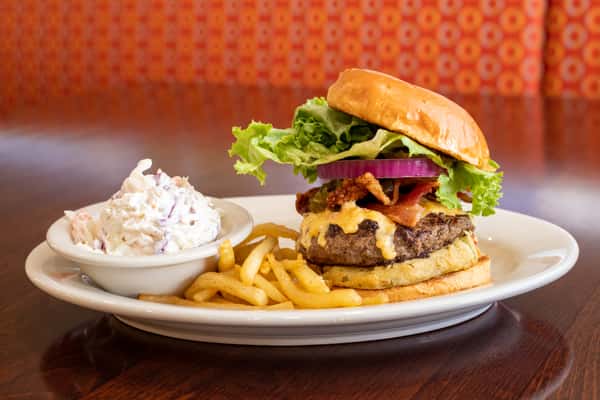 Twisted Biscuit Diner Diner in Tavares, FL