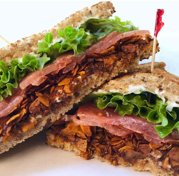 BLT
