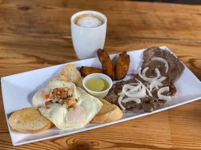 Dia Y Noche "Churrasco Steak & Eggs"