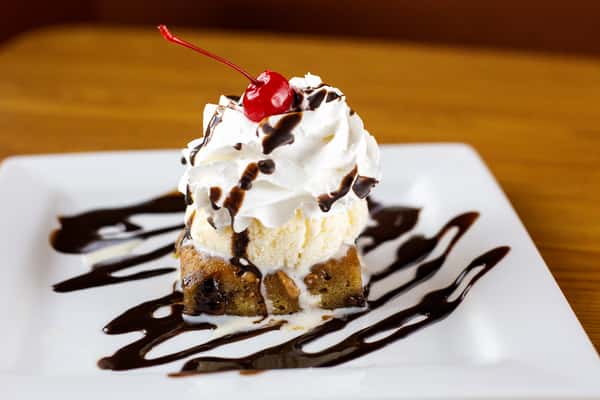 brownie with ice cream