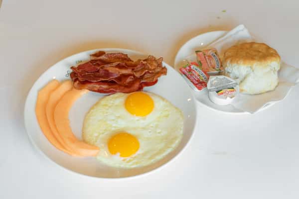 egg breakfast