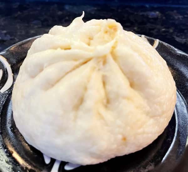 Pork Scallion Bun 葱肉大燒包 (Limited Quantity)