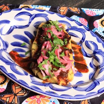 Short Ribs en Salsa De Chiles