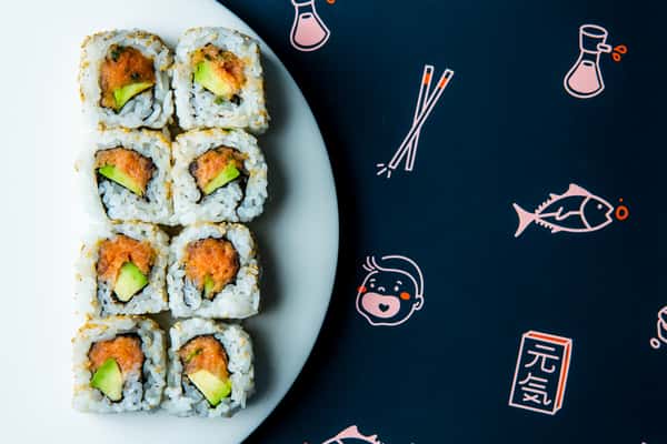 spicy tuna & avocado roll