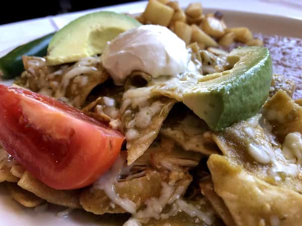 Chilaquiles con Pollo