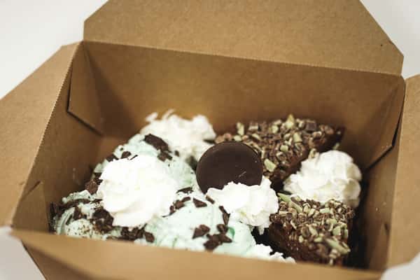Mint Chip Extreme Sundaes
