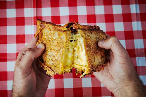 Cheesemonger grill cheese sandwich