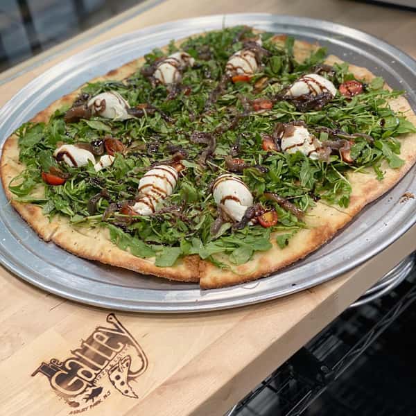 pizza salad