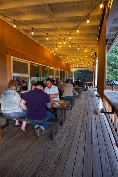 Ribs BBQ Barbecue Restaurant in Cedar Crest, NM