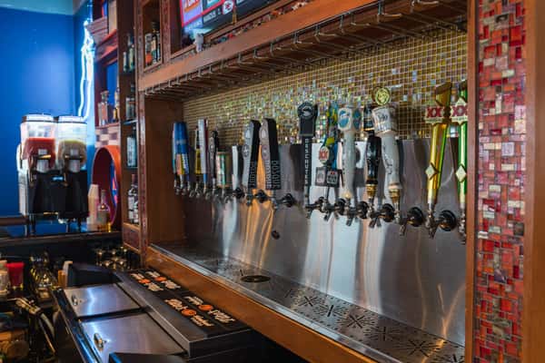 bar taps