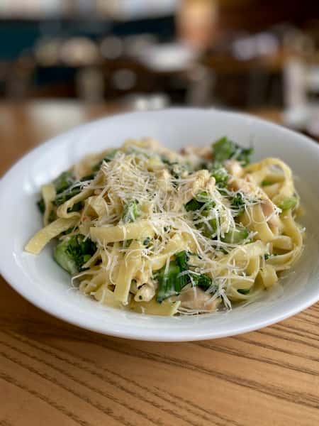 Chicken & Broccolini Alfredo