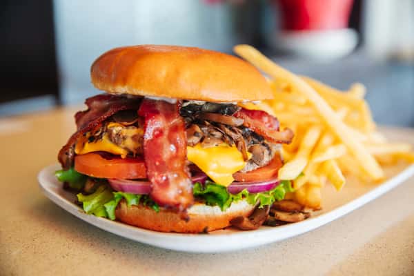 Charles Dicken's Burger at The Sidewalk Cafe