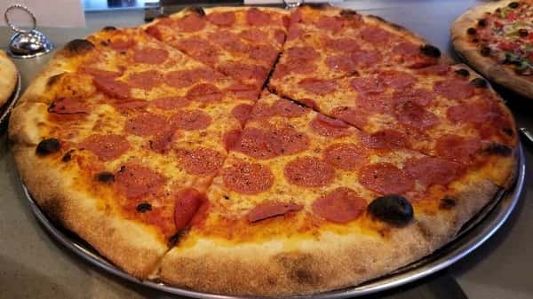 18" Pepperoni Pizza