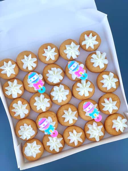 Gender Reveal Assortment Mini Donut Box