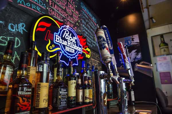 bar