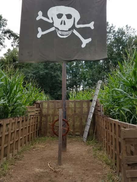 pirate maze entrance